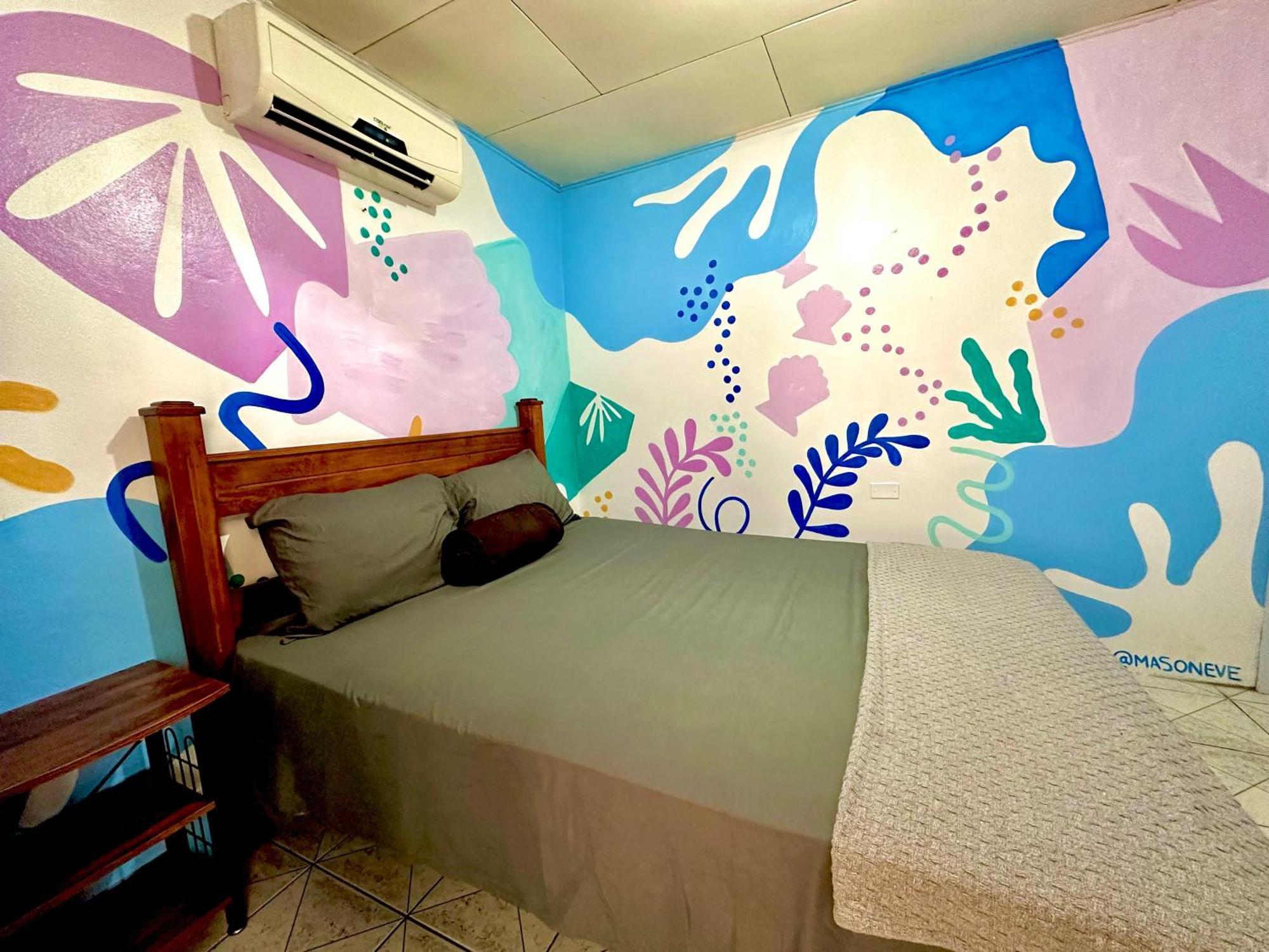 Shipwrecked Hostel Uvita Exterior photo